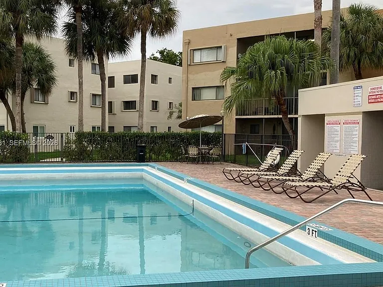 8035 SW 107th Ave #110 — Photo 11