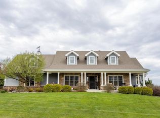 7872 Autumn Pond Trl, Middleton, WI 53562