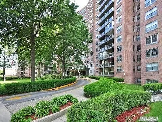 Sold by EZ Sell Realty | media 4