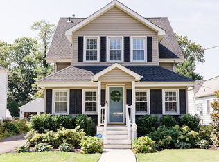 402 1st Ave, Haddon Heights, NJ 08035