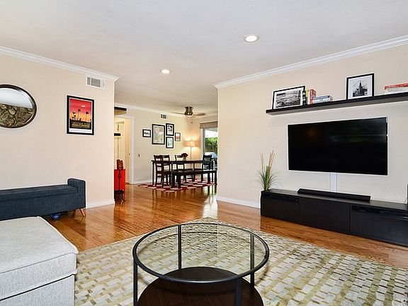 4th image of 23421 Welby Way