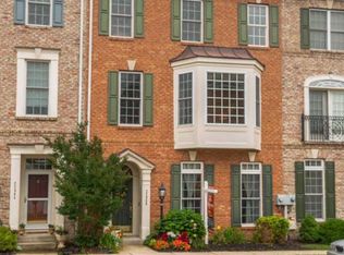 22966 Fanshaw Sq, Ashburn, VA 20148