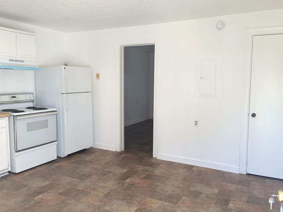 1st image of 2771 S Surrey Dr #B