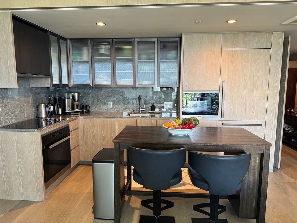 Elegant kitchen