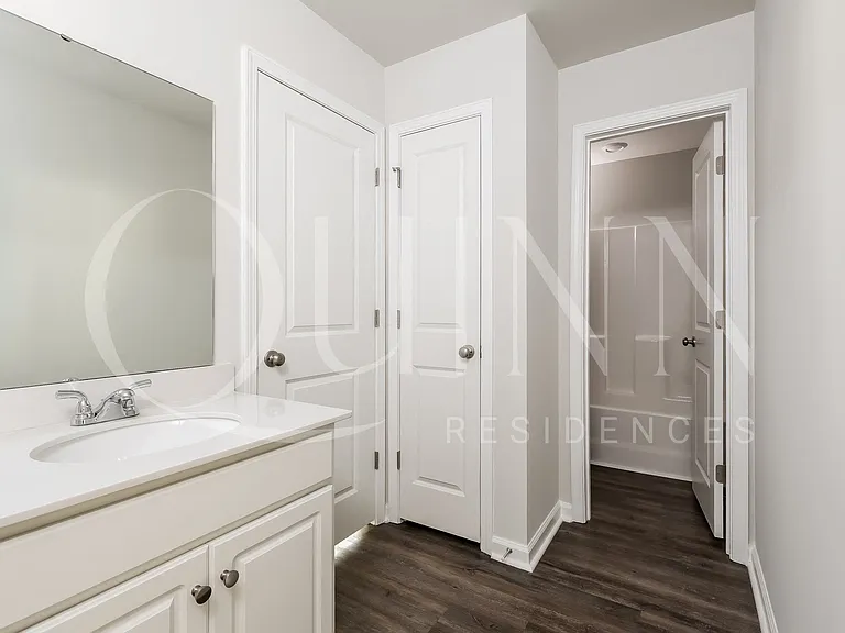 Tyger Pointe — Photo 23