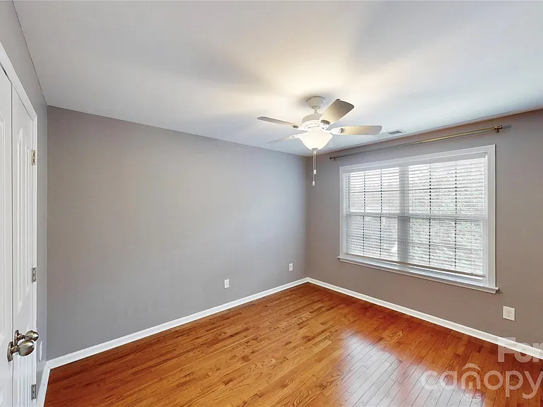 1505 Aringill Ln — Photo 32