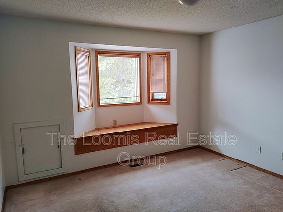 5th image of 615 Forest Ln NW