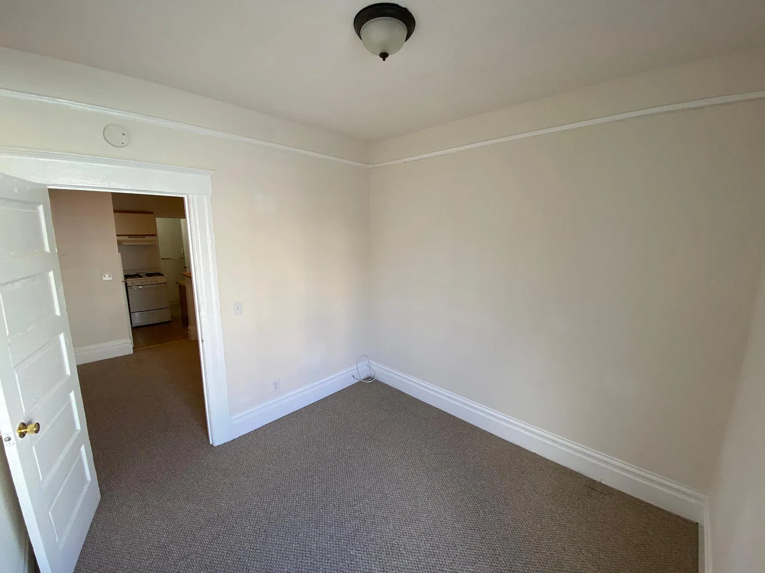 1 bed, $2,995 — Photo 4