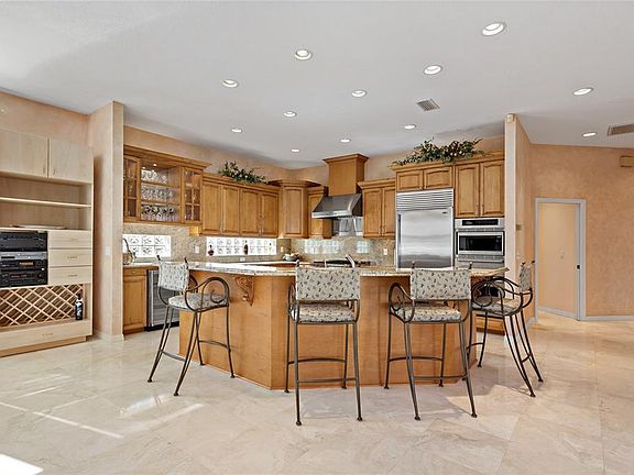 5th image of 3339 Crescent Oaks Blvd