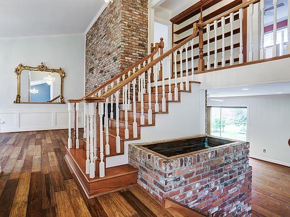 3rd image of 4135 Breakwood Dr