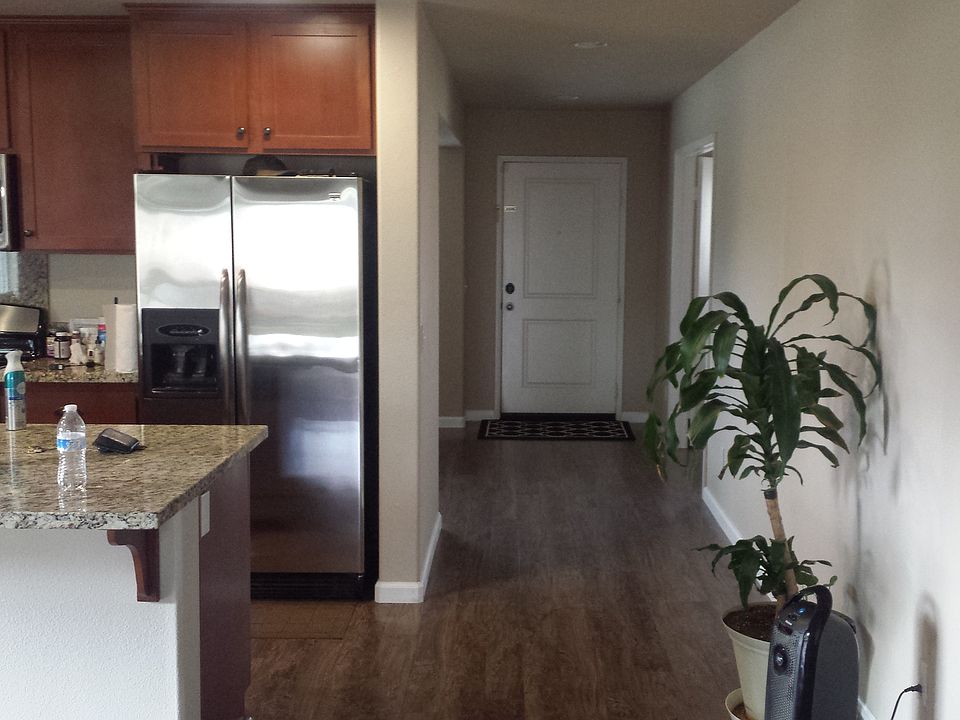 1st image of 250 Alverstone St