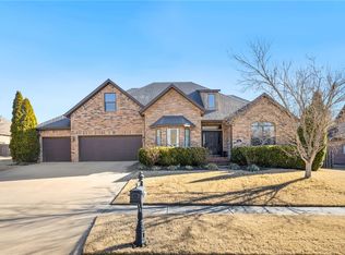 2772 N Signet Pl, Fayetteville, AR 72703