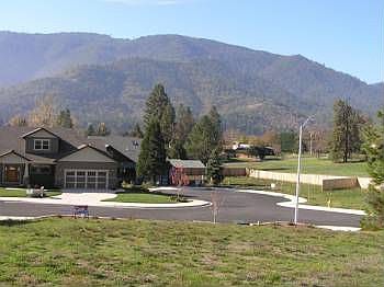 1st image of 100 Ponderosa Dr