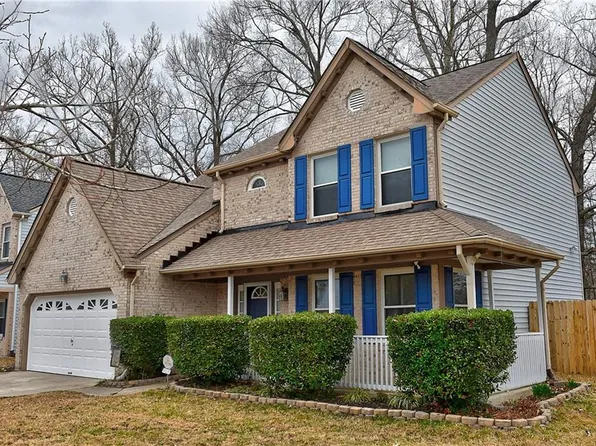 4528 Hollingsworth Ln, Virginia Beach, VA 23456