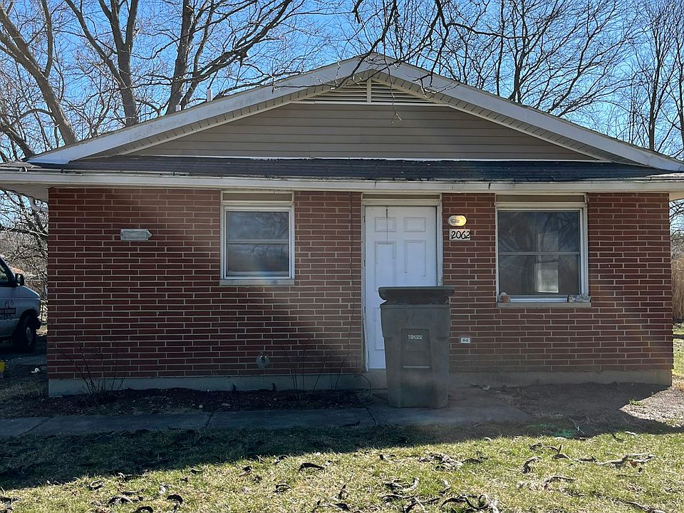 1st image of 2062 Hickorydale Dr