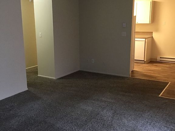 2nd image of 2135 SE 122nd Ave APT 10