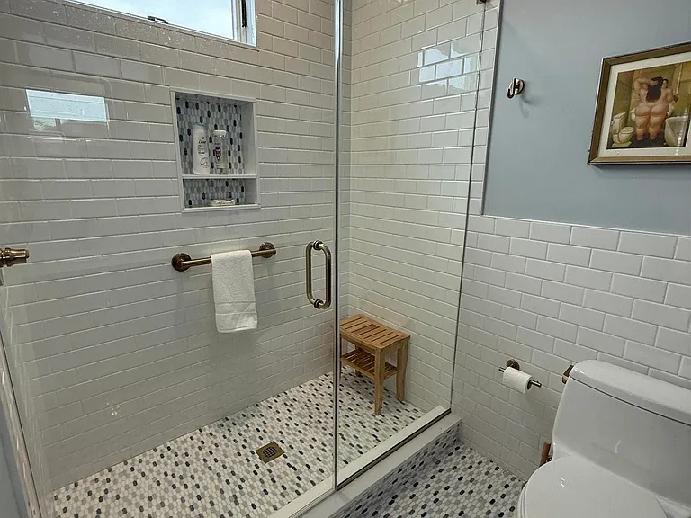 7607 Burk Ave — Photo 21