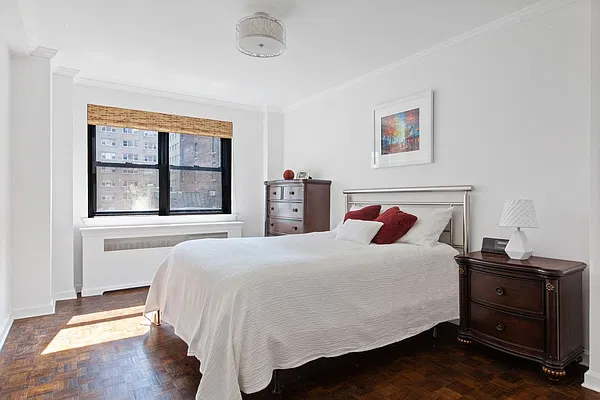 Sold by Compass | media 3