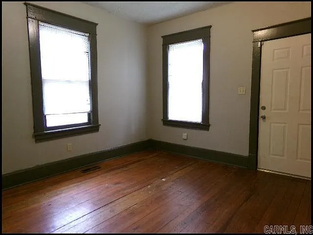 1515 Wolfe St — Photo 12