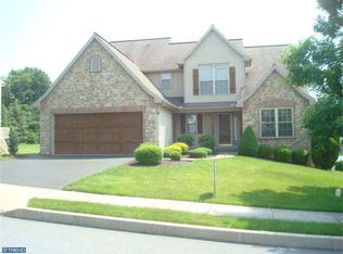 4 Misty Meadow Dr, Reinholds, PA 17569