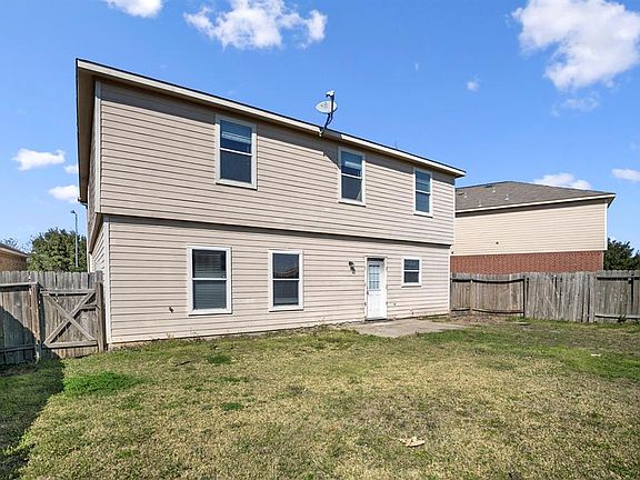 3rd image of 21330 Amesbury Meadow Ln