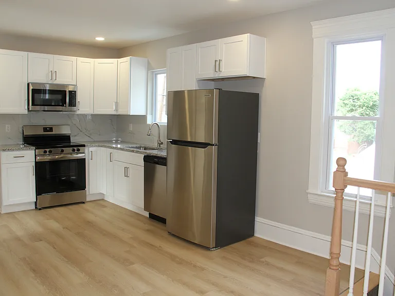 Upper unit kitchen