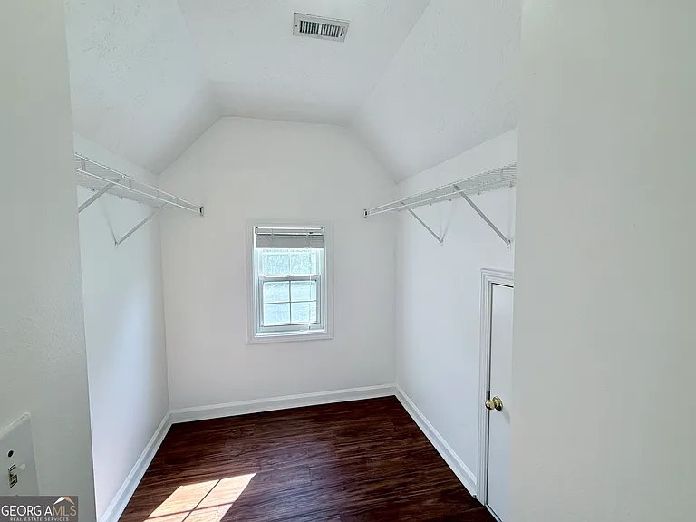 2700 Woodbine Hill Way — Photo 18