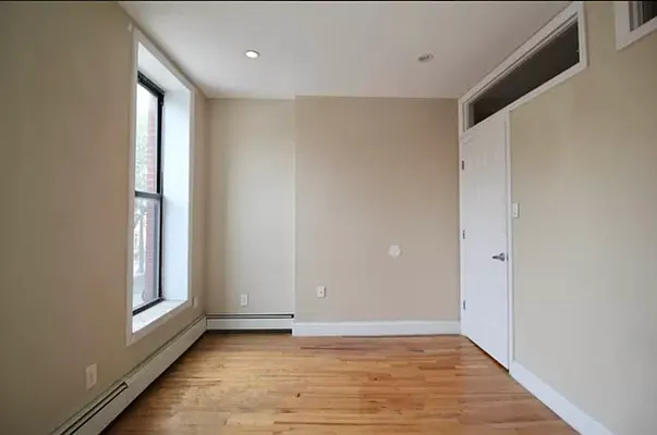 Rented by Hagstrom Management Inc | media 13