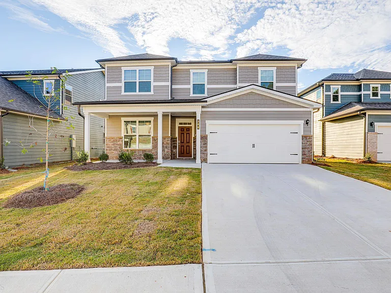 360 Caledonia Ct — Photo 1