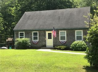 384 Chestnut Hill Rd, Glocester, RI 02814