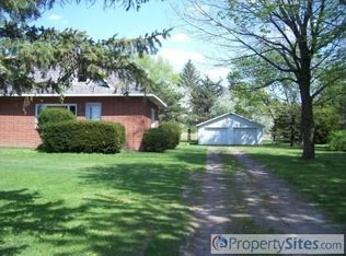 1328 E 16th Rd, Streator, IL 61364