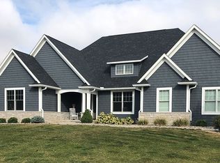 6314 Forest Rd, Davenport, IA 52807