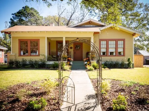 703 N 2nd Ave, Laurel, MS 39440