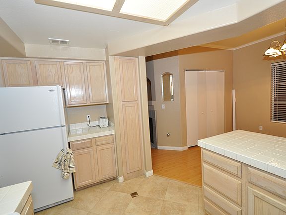 4th image of 8408 White Eagle Ave Unit 103