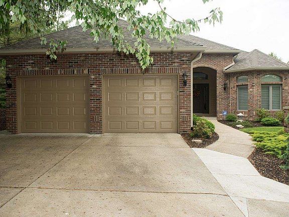 3rd image of 3726 Westlake Ct