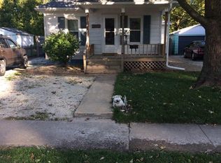 1609 Beecher Ave, Galesburg, IL 61401