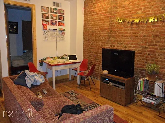 Rented by Rennit Inc. | media 12