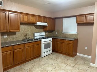 102-450 S Woodrow Ave, Fresno, CA 93725