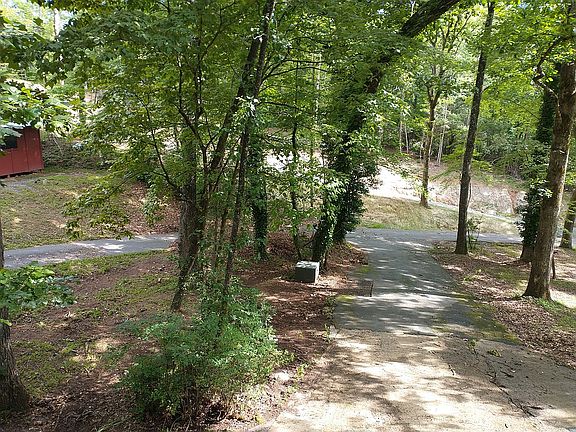 Paved Lower level drive