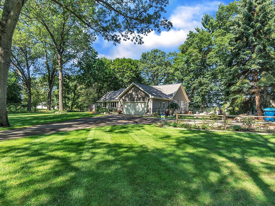 3323 Lake Dr, Allegan, MI 49010 MLS 22047062 Zillow