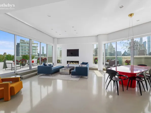 200 East 61st Street image 1 of 24