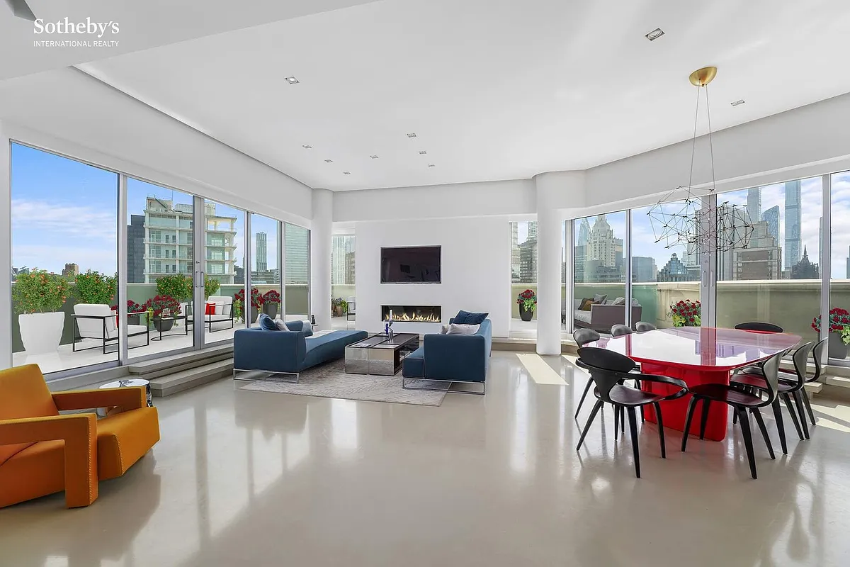 200 East 61st St Unit PH2  