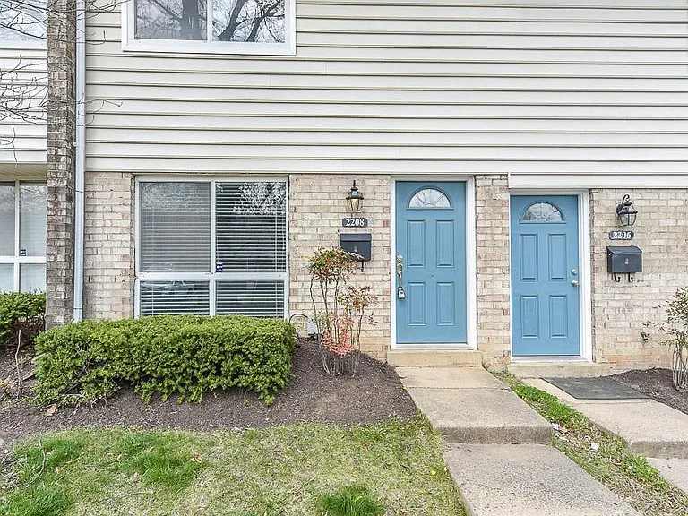2208 Huston Pl — Photo 5