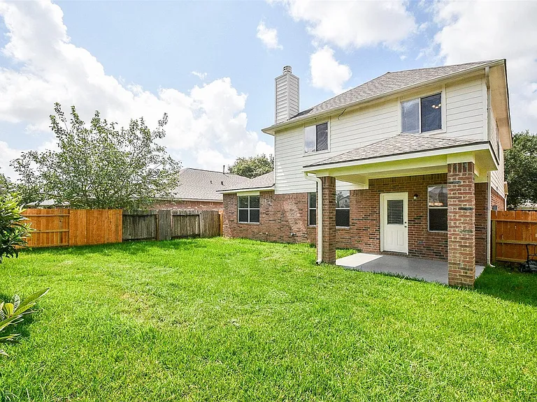 13111 Rippling Creek Ln — Photo 48