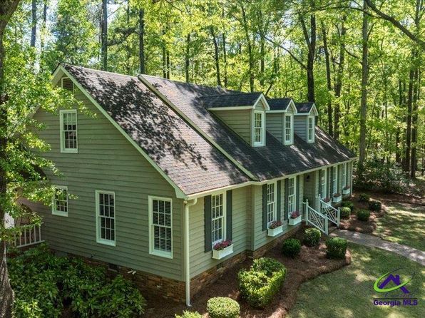 5761 Kentucky Downs Dr, Macon, GA 31210