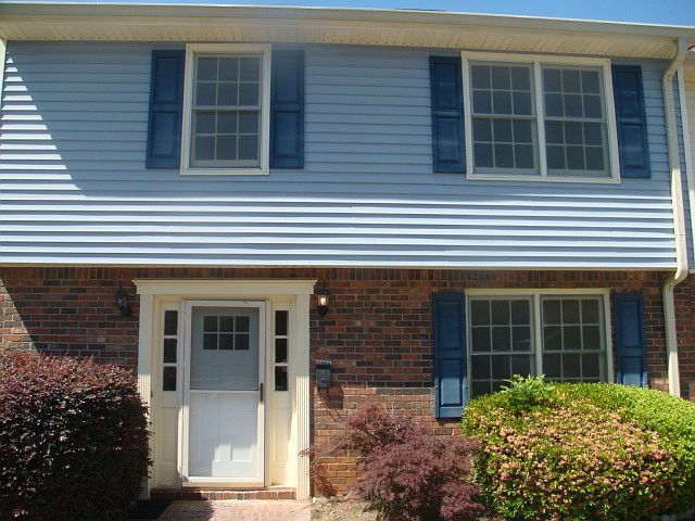 1st image of 2494 Lehaven Dr