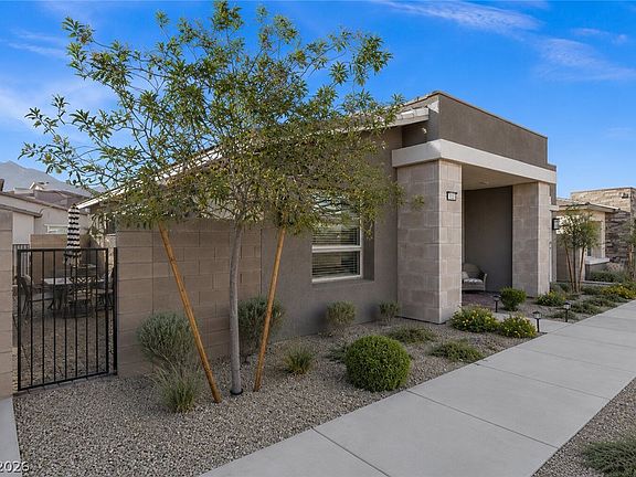 5th image of 912 Allister Fields Ln