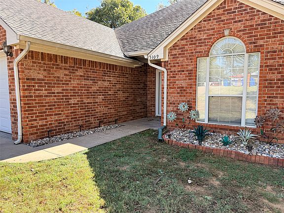 2nd image of 5109 Valley View Dr