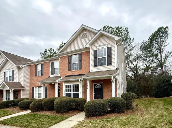 8056 Stoneham Ct, Matthews, NC 28105