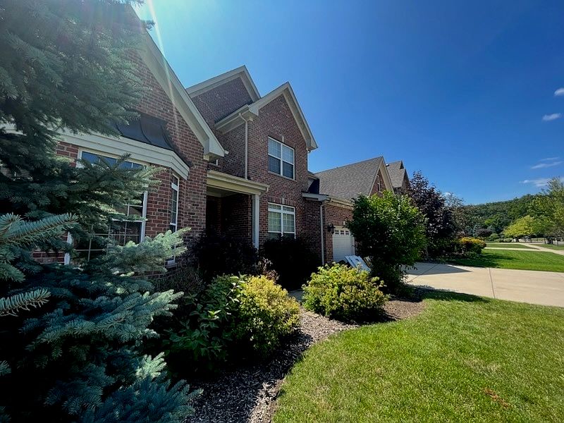 2nd image of 723 W Meryls Ct